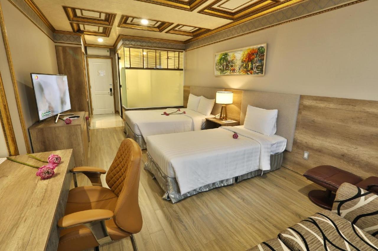 Lotus Saigon Hotel Ho Chi Minh City Bagian luar foto