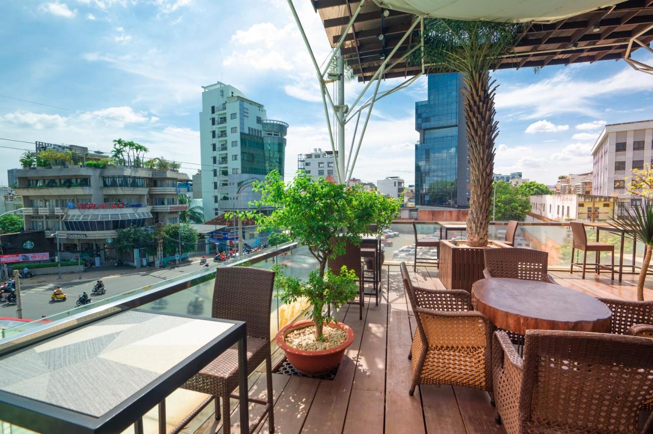 Lotus Saigon Hotel Ho Chi Minh City Bagian luar foto