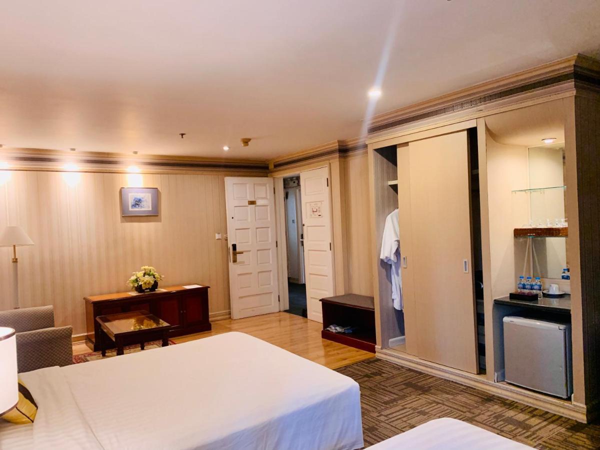 Lotus Saigon Hotel Ho Chi Minh City Bagian luar foto