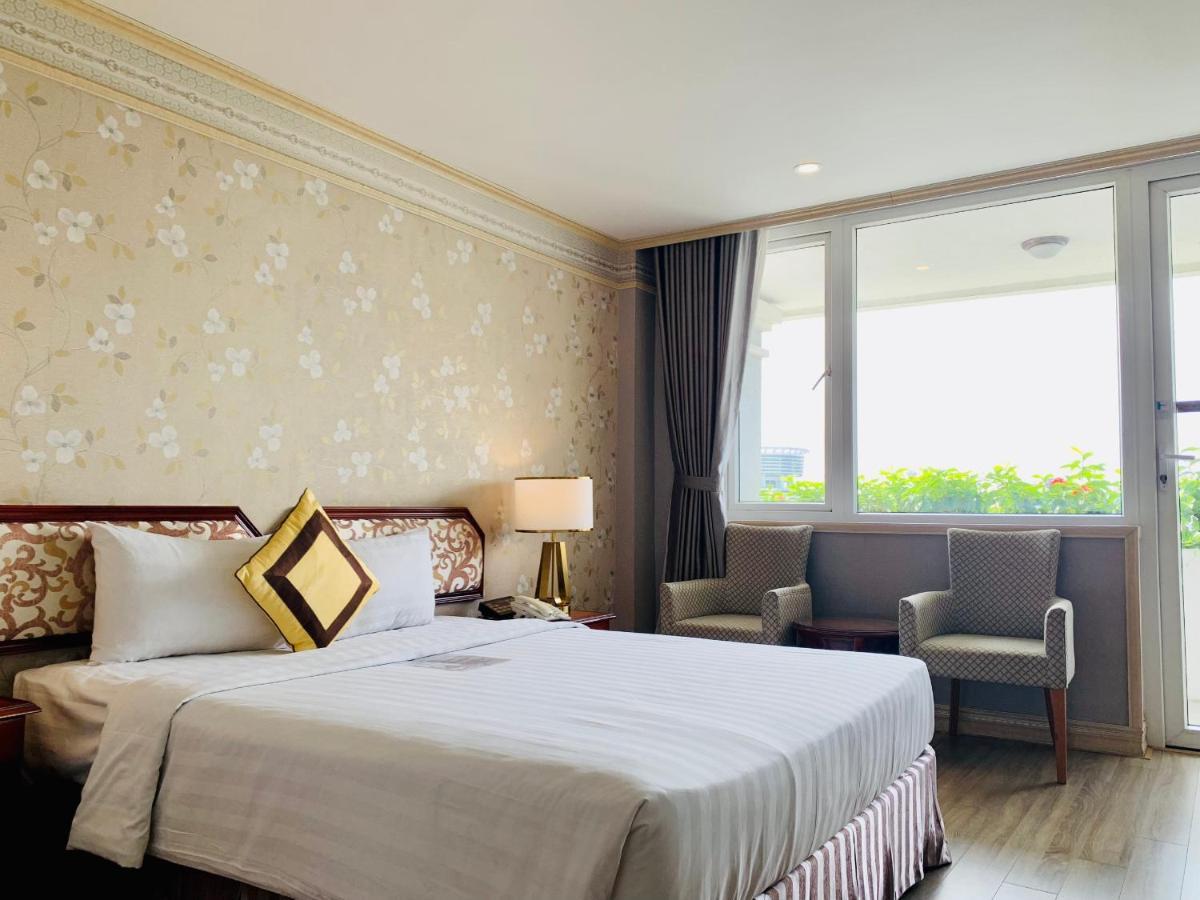 Lotus Saigon Hotel Ho Chi Minh City Bagian luar foto