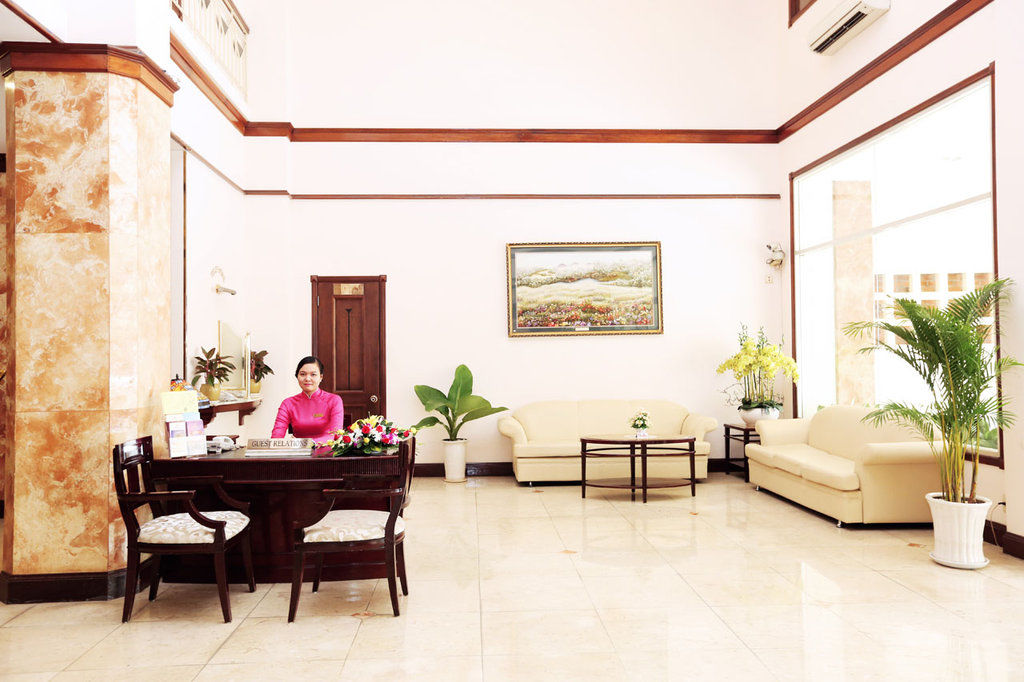 Lotus Saigon Hotel Ho Chi Minh City Bagian luar foto